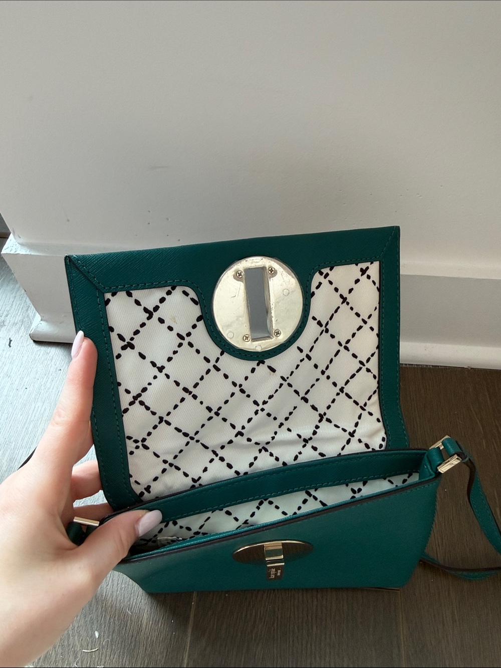 Kate Spade crossbody - Picture 4 of 4